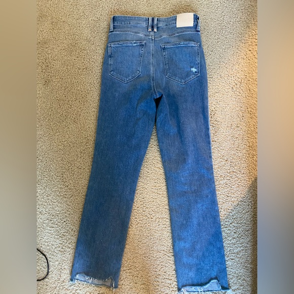 Paige Ultra High Rise Cindy Jean NEW - Picture 2 of 5